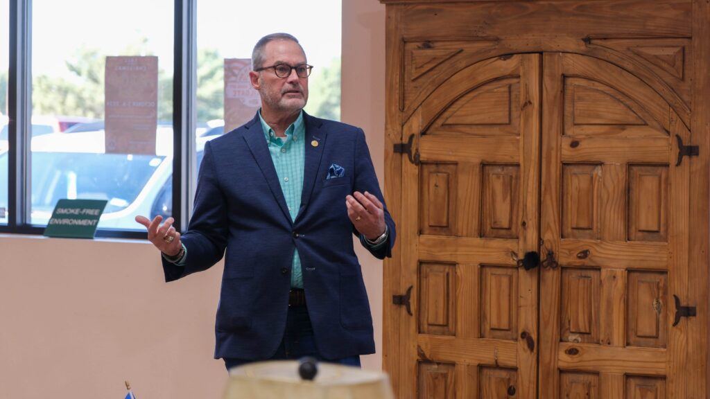 75365933007 Townhalls 10 Of 12.jpg