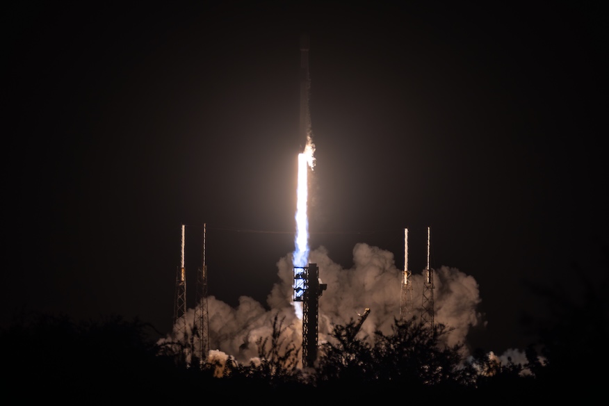 SpaceX sends 28 Starlink satellites to low Earth orbit in predawn launch – Spaceflight Now 20251016 starlink 10 52 liftoff ab 1.jpeg