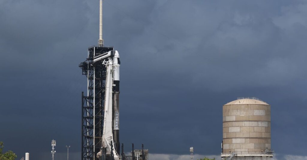 SpaceX Falcon 9 booster ‘tipped over’ into the ocean during landing 2168615864.jpg