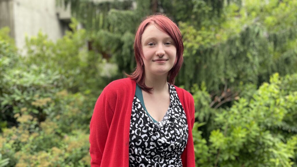 Kai Dube: First-year elementary education student aims to be a positive force for kids – UMaine News Kai Dube portrait scaled e1724943379125.jpg