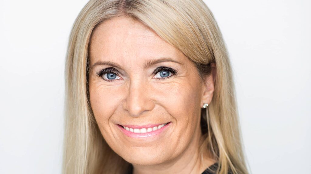 108033308 1726155515356 Cdh Headshot Web.jpg