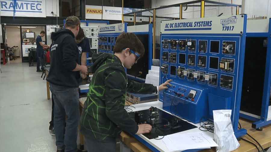 Local schools getting over $2.8M to expand career tech education 14637decb2a6bdb9a3a8eb069a8fe2d6.png