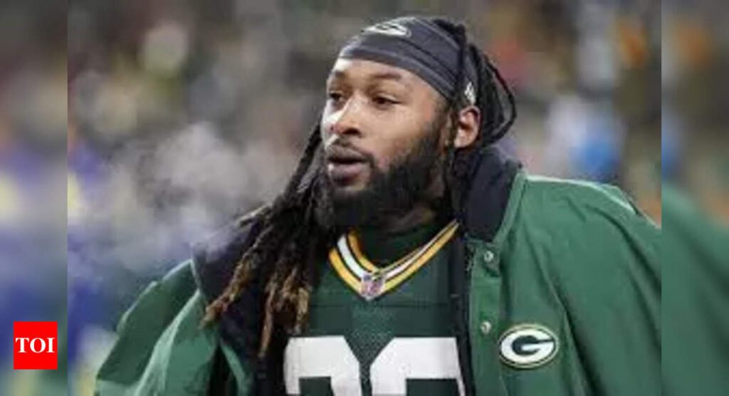 Aaron Jones Luxurious Lifestyle: Expensive Properties, Net Worth, Car Collections and More | NFL News 1727348882 Photo.jpg