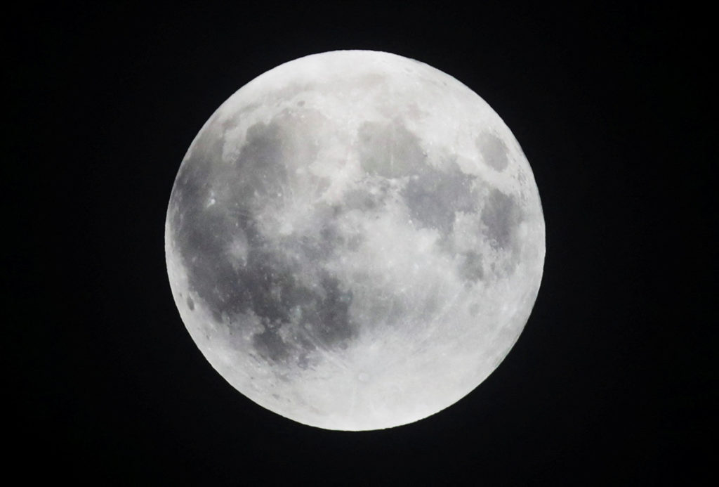 Catch the supermoon lunar eclipse? Here’s what you saw 2024 09 18t061559z 792418570 Rc2s2aa5daqm Rtrmadp 3 Eclipse Moon Mexico 1024x693.jpg