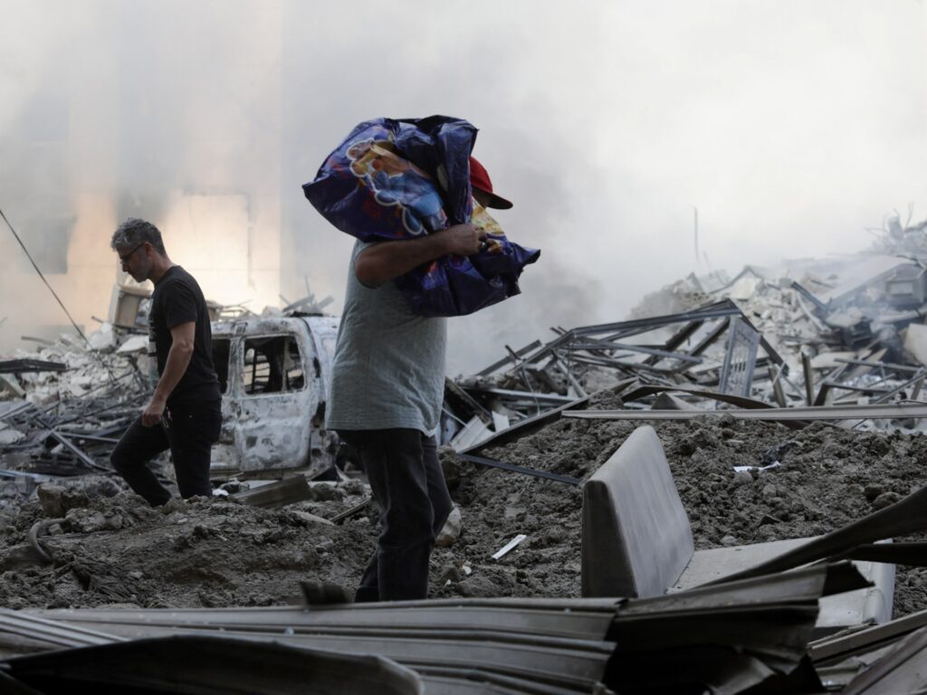 2024 09 28t132825z 1828286714 Rc2l9aadz52p Rtrmadp 3 Israel Palestinians Lebanon Aftermath 172753254.jpeg