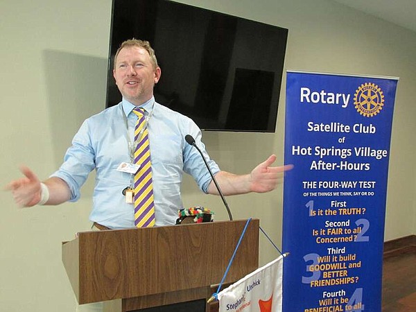 FL School Career Coach speaks to HSV Rotary 208181311 Green T600.jpg