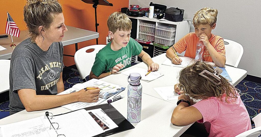 Home-school co-op brings parents to classrooms | Lifestyle 66e530acb356d.image .jpg