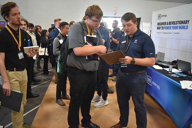 Career oriented | News, Sports, Jobs 9 25 Career Fair 3 Gn.jpg
