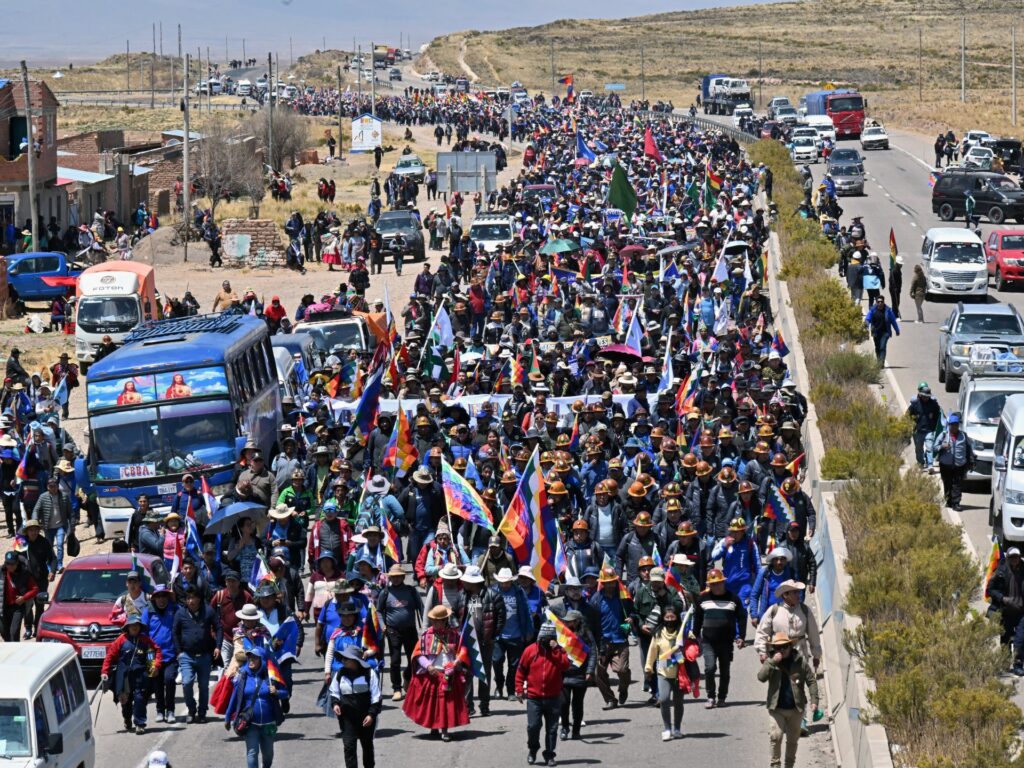 Afp 20240917 36gk2nl V3 Highres Topshotboliviamoralessupportersmarch 1726604087.jpg