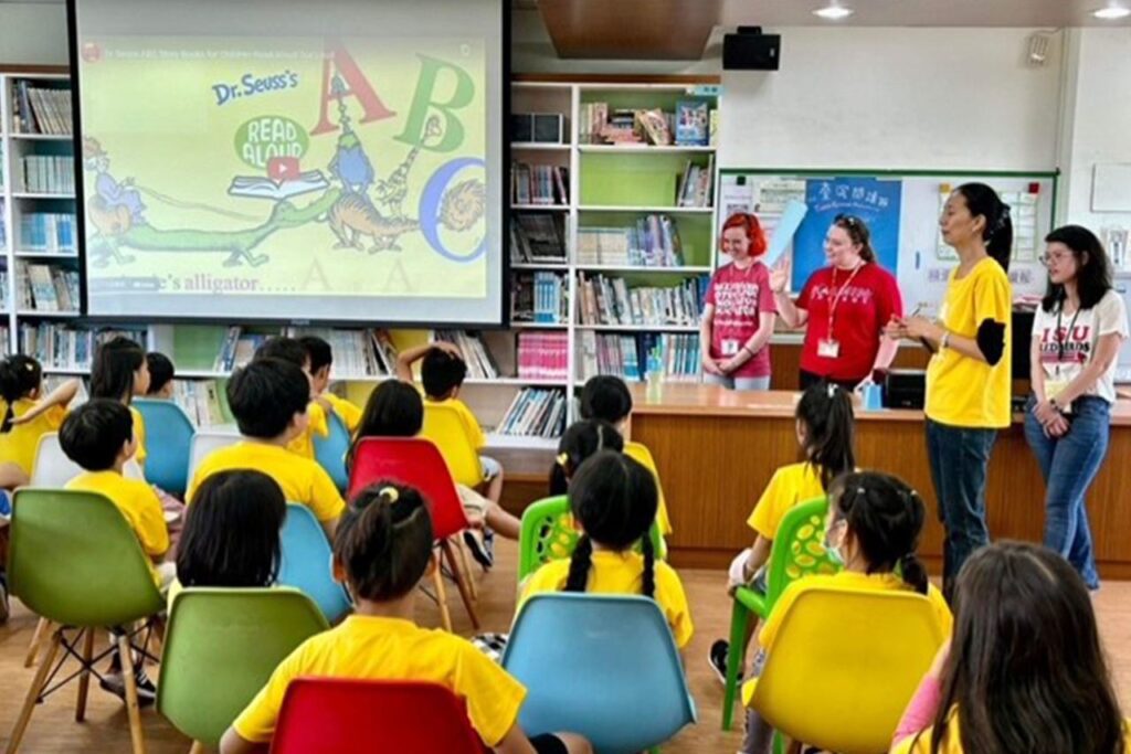 Students teach and learn abroad this summer – News Students Teaching In Taiwan.jpg