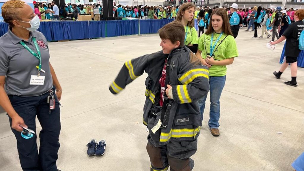 Students explore future job possibilities at JobSpark career expo B3422e02 8fdf 456b 8f57 2e7d949dad2e 1140x641.jpg