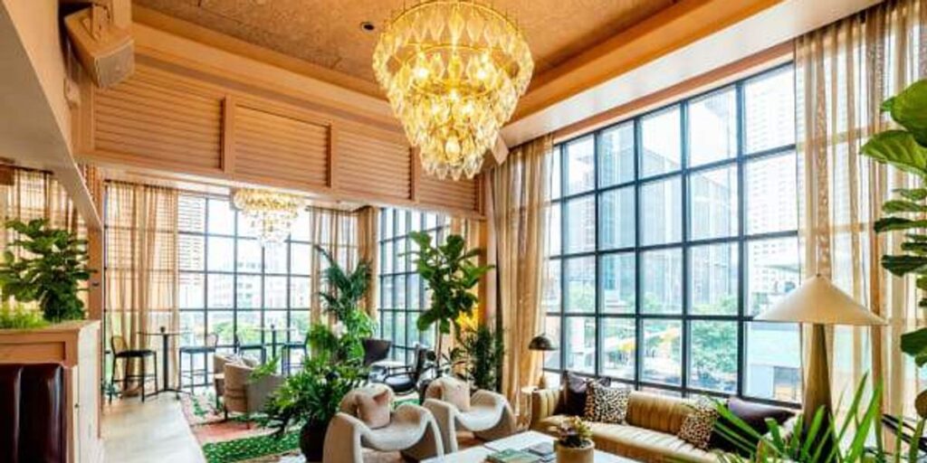 Austin food news:G lam club’s closure and beer passport map Estelle S Austin Interior.jpg