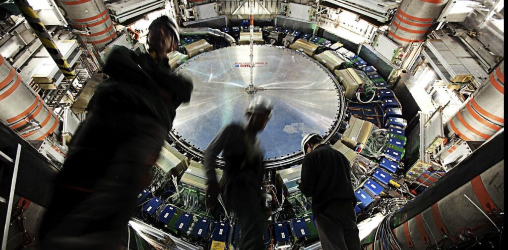Even the heaviest particles experience the usual quantum weirdness, new experiment shows Even The Heaviest Part.jpg