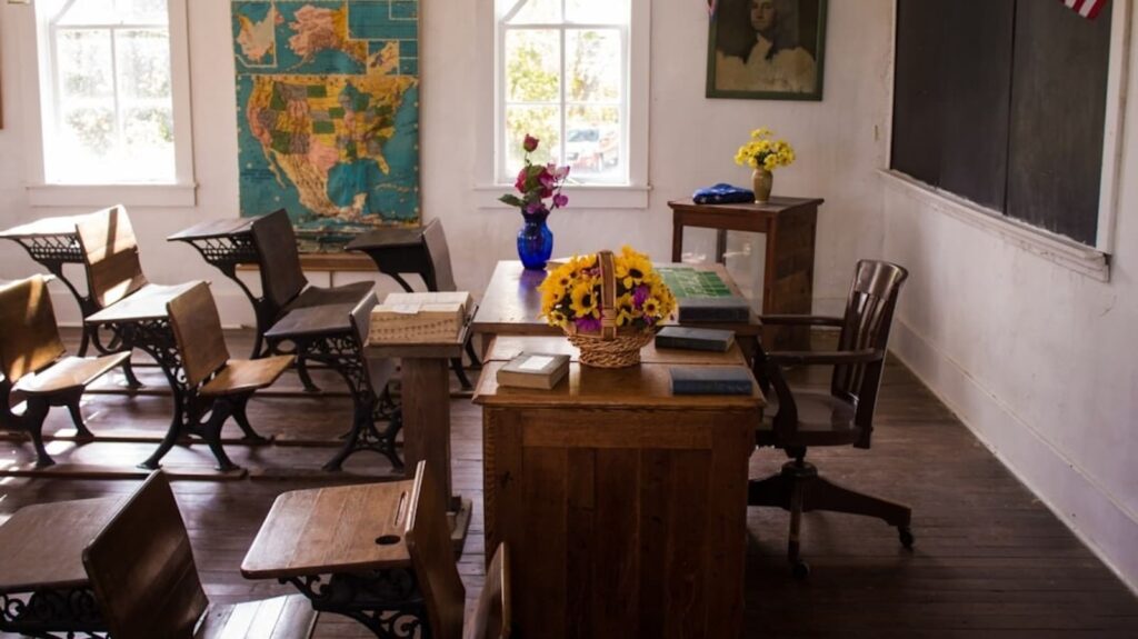 New law requires California schools to teach about historical mistreatment of Native Americans | Education Photo 1519406596751 0a3ccc4937fe 1727521522584 1727521542336.jpg