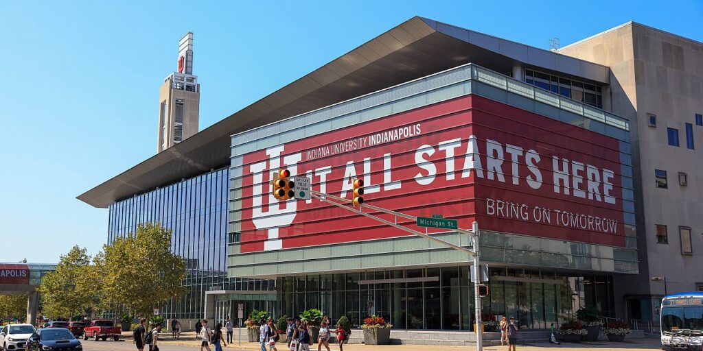 Indiana University Indianapolis earns Indiana College Core campus certification: IU News 15416 20240826 Iui First Day Jc 077 1.jpg