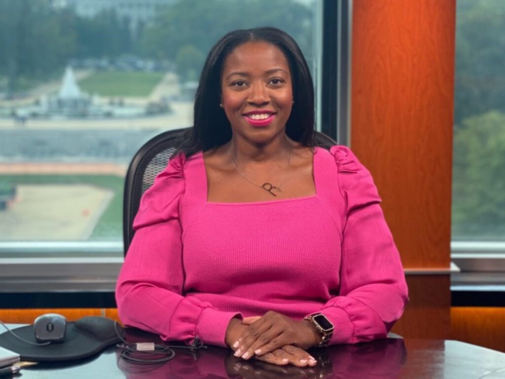 Elon brings Robin Newton ’07 a SPANing news career | Today at Elon 1728078710.jpeg