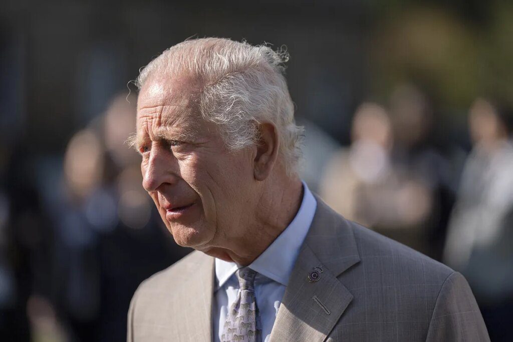 Marca.comWhat is behind King Charles' bizarre eating habits?King Charles III has long been known for his devotion to healthy, organic 
foods, favoring fruits, vegetables, and sustainable farming….10 hours ago 17282361148445.jpg