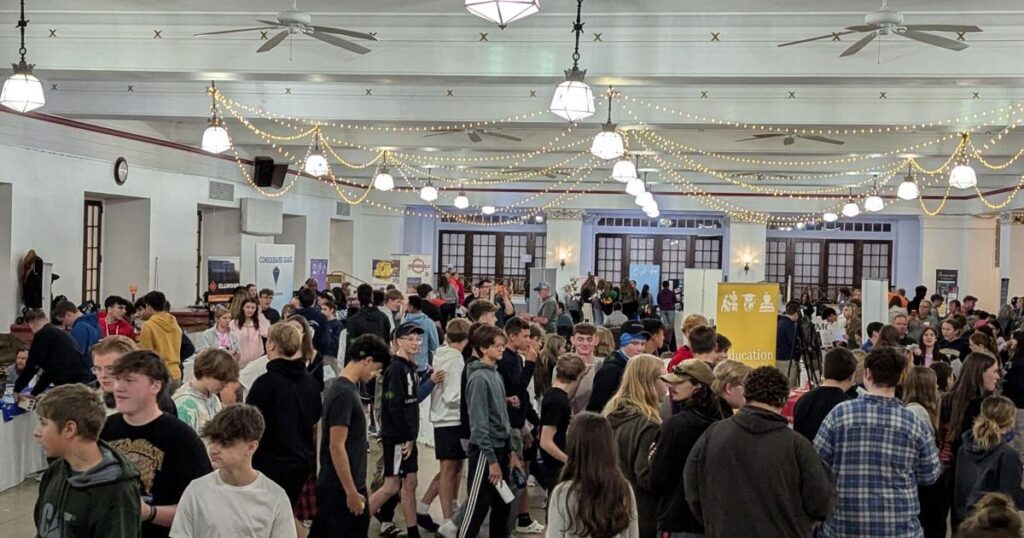 Career Fair presents students opportunities in Lawrence County | Local News 67081294a0df7.image .jpg