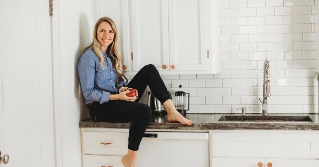 southernminn.comOwner of Owatonna CrossFit set out to empower women with insights on 
hormonal health, lifestyle changesIf I can do it, you can do it,” Amie Chambers said with sincerity as she 
discussed the ways she not only took control of her own life,….12 hours ago 67195268cdac0.preview.jpg