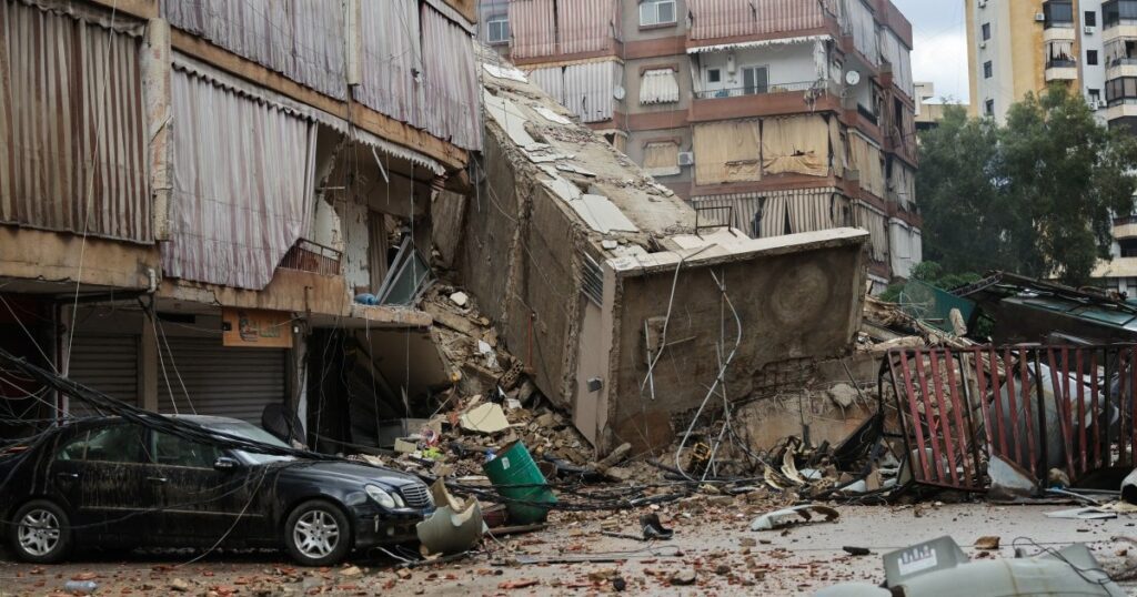 Afp 20241001 36hq6dd V1 Preview Lebanonisraelpalestinianconflict 1727767373.jpg