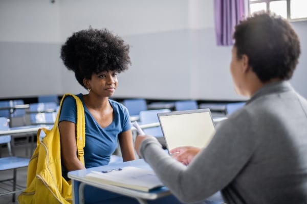 Majority of college students lack education-to-career guidance Gettyimages 1356636158.jpg