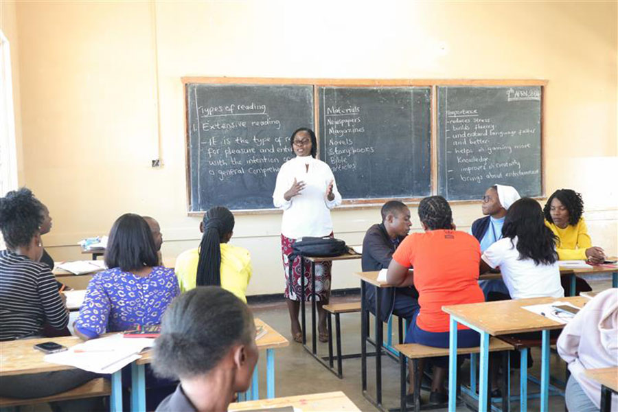 Learning Systems Institute receives grant to evaluate pre-service teacher education in Zambia Lsi Bill Melinda Gates.jpg