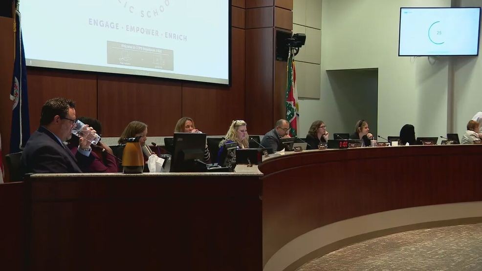Loudoun County School Board debates weapon detection systems Dc28f3b4 D901 42ba 91ca A7964dfa9f06 Lcpsmeetingwe6pmpkg Frame 583.jpeg