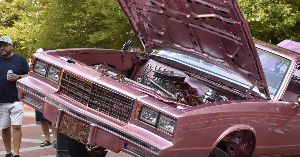 Carros y cultura: Lowrider culture in North Texas Dsc 0055.jpg