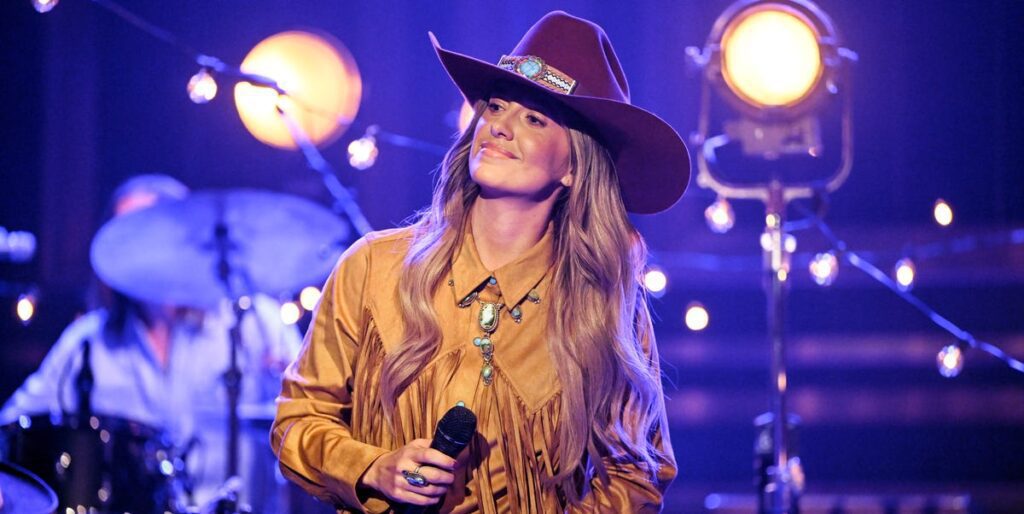 Lainey Wilson Follows in Dolly Parton’s Footsteps with Latest Career News Episode 2018 Pictured Musical Guest Lainey Wilson Performs News Photo 1729435411.jpg