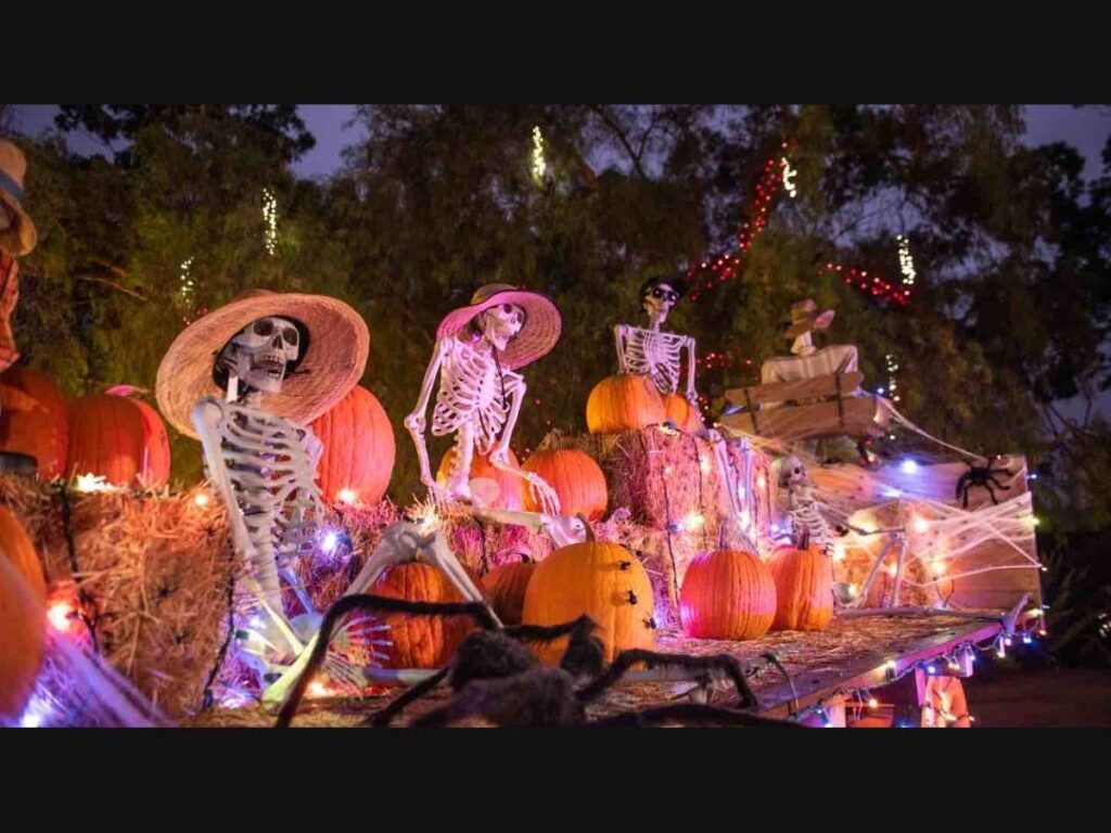 Lifestyle and Food News for October in Los Angeles Fall O Ween Copy 02181726042.jpg