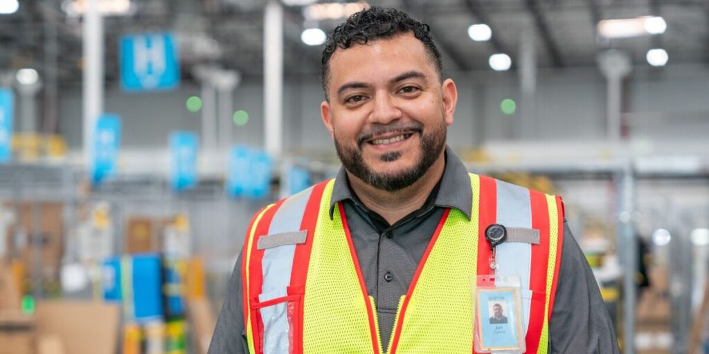 Amazon is hiring 250,000 people in the U.S. ahead of the holidays Urlhttps3a2f2famazon Blogs Brightspot.s3.amazonaws.com2f9f2f792f5a0d84b0476fa96546060a4f2b71.jpeg