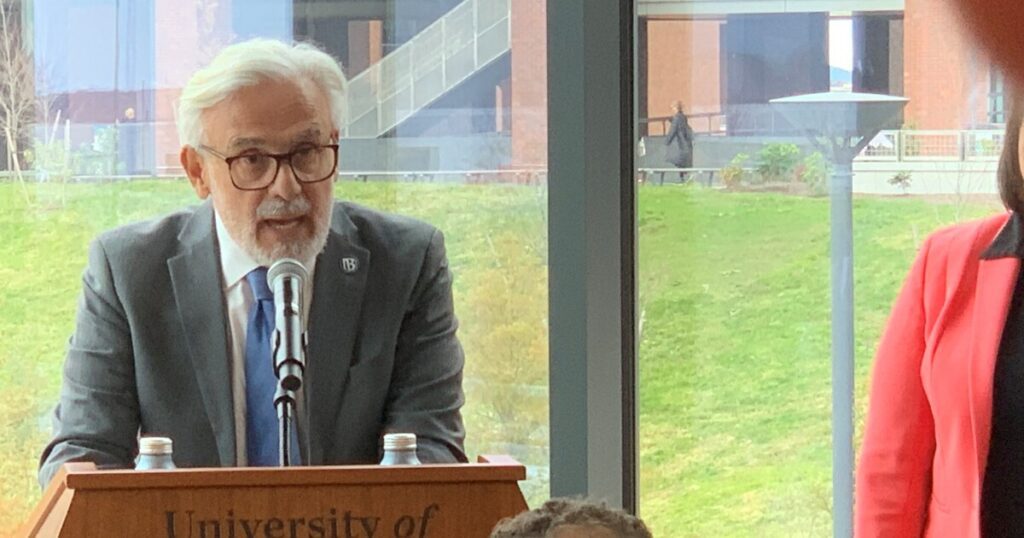 UMass Boston to offer free tuition for low-income students starting fall 2025 Urlhttps3a2f2fk1 Prod Gbh.s3.us East 2.amazonaws.com2fbrightspot2fd62f062f713547a44f4a9419e.jpeg