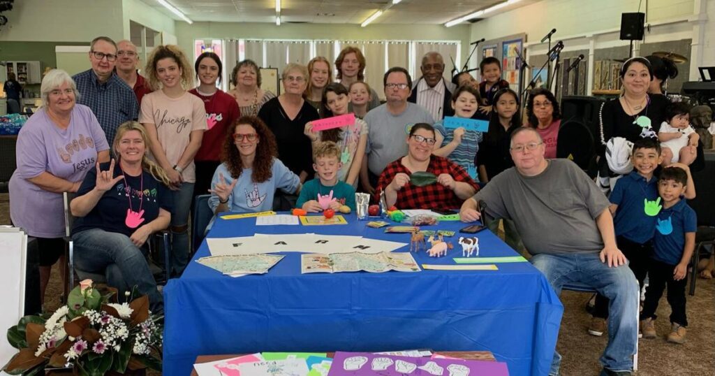 The Rome News-TribuneADONIA K. SMITH: Celebrating ASL and Deaf Culture in CedartownThe event held Saturday at the Anamchara Gallery in Cedartown was a great 
success. Accompanied by their families, 10 students from my ASL….8 hours ago 67326e78ea23d.image .jpg