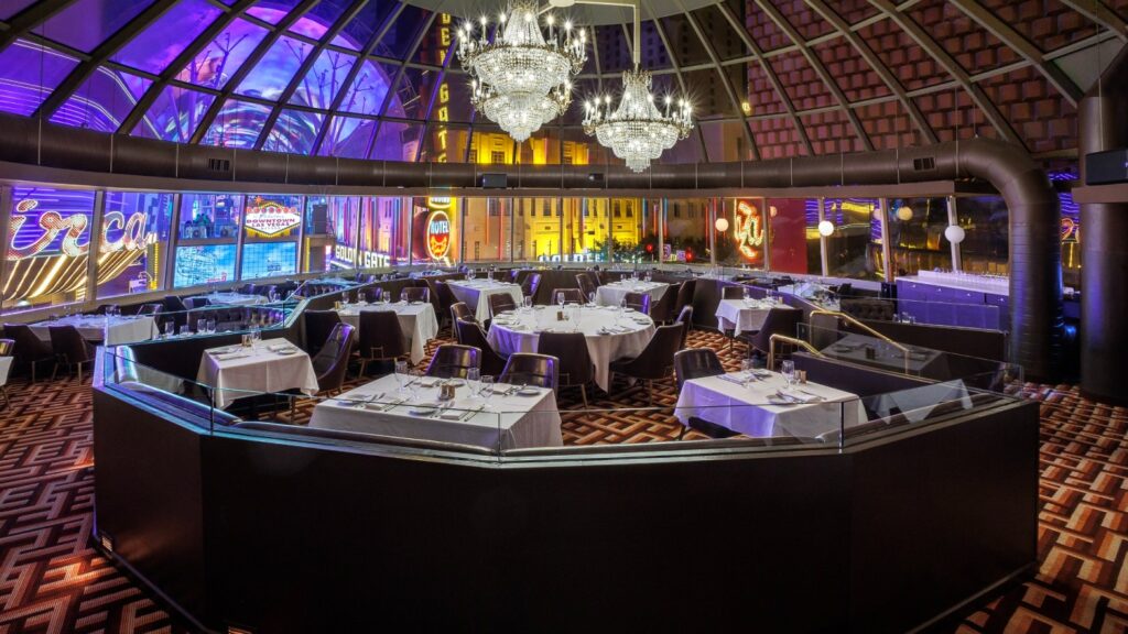 7 Sin City Experiences Not to Miss Fotojet 2024 11 04t173016.585.jpg