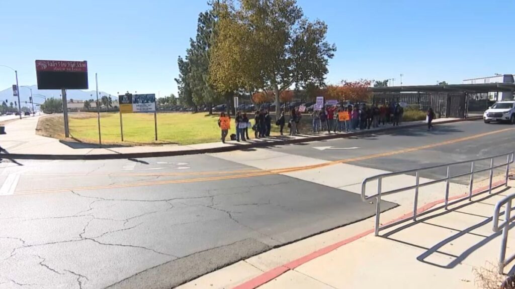 Moreno Valley teacher on leave after classroom remarks on election – NBC Los Angeles Moreno Valley School Protest Teacher November 12 2024.jpg