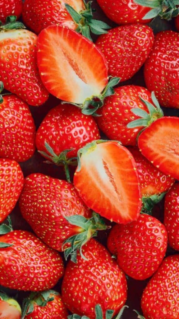 1607981 Strawbeerry.jpg