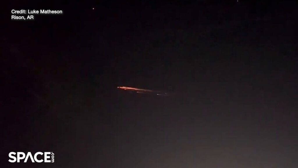 YouTube · VideoFromSpaceFireball! Chinese satellite burns up over several US statesThe American Meteor Society received several reports of a fireball in the skies over several cities US states on Dec. 22, 2024..11 hours ago 1735037756 Maxresdefault.jpg