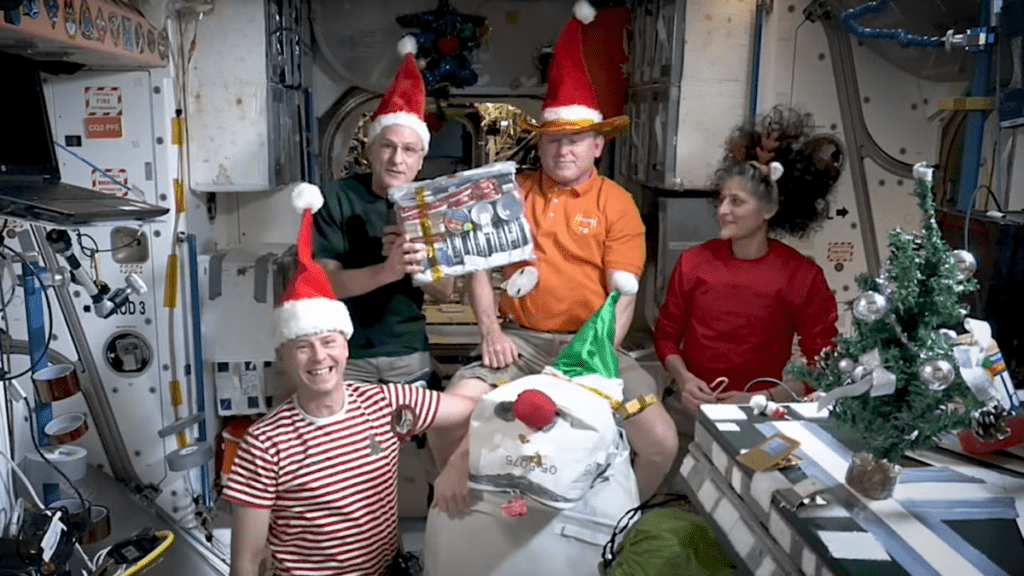 Astronauts on ISS beam holiday cheer to Earth for Christmas (video) 5ngqwvfxgpdmwdvtshpwlr 1200 80.png