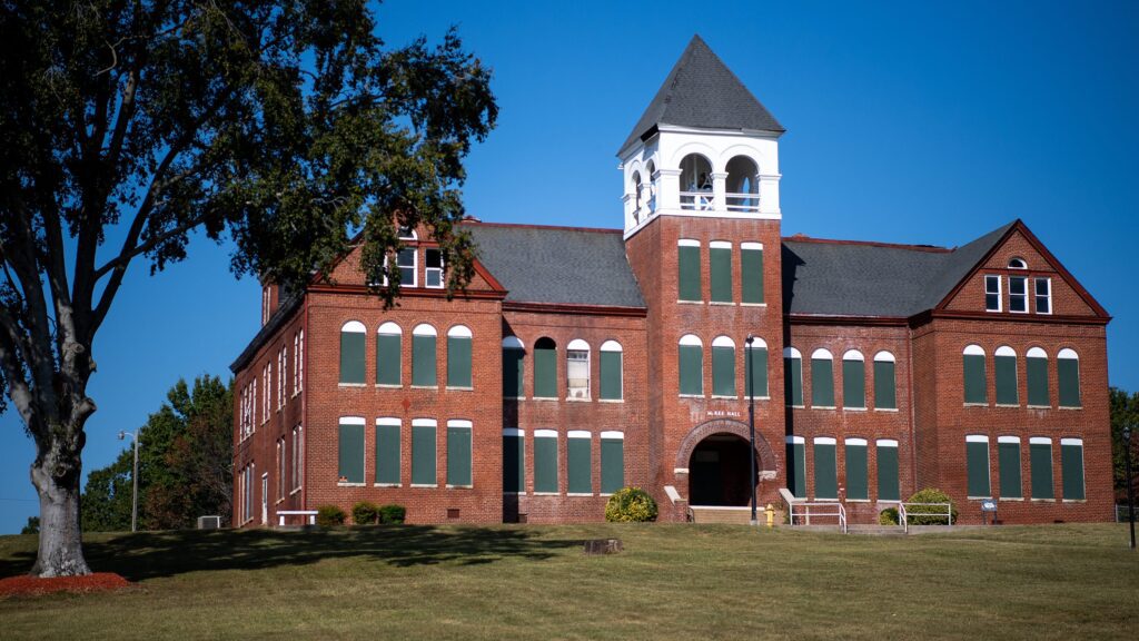 71130426007 Kns Knoxville College Update Bp 5.jpg