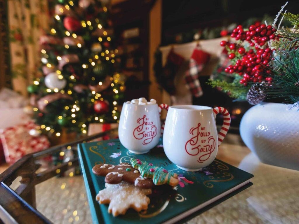 December Food And Lifestyle News for Los Angeles Granddelmarxmasphotos 03031229249.jpg