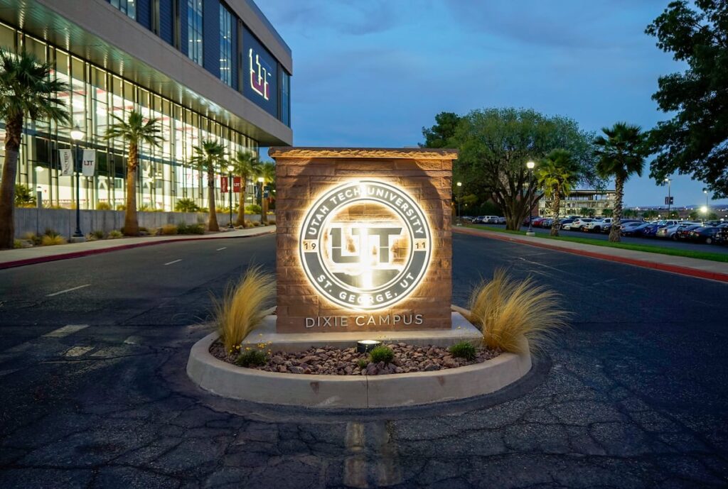 Https3a2f2fcloudfront Us East 1.images.arcpublishing.com2fsltrib2fjrl5p6lgpnfq7hw3qf5o3ltfgy.jp .jpeg