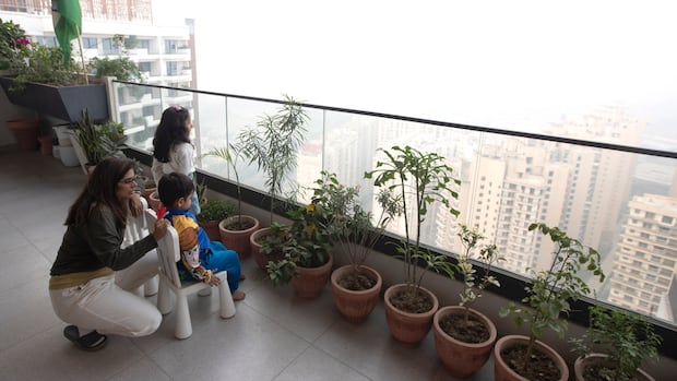 Can choking smog create mental health issues? In heavily polluted New Delhi, doctors believe it does New Delhi Air Pollution Aparna Aggarwal.jpg