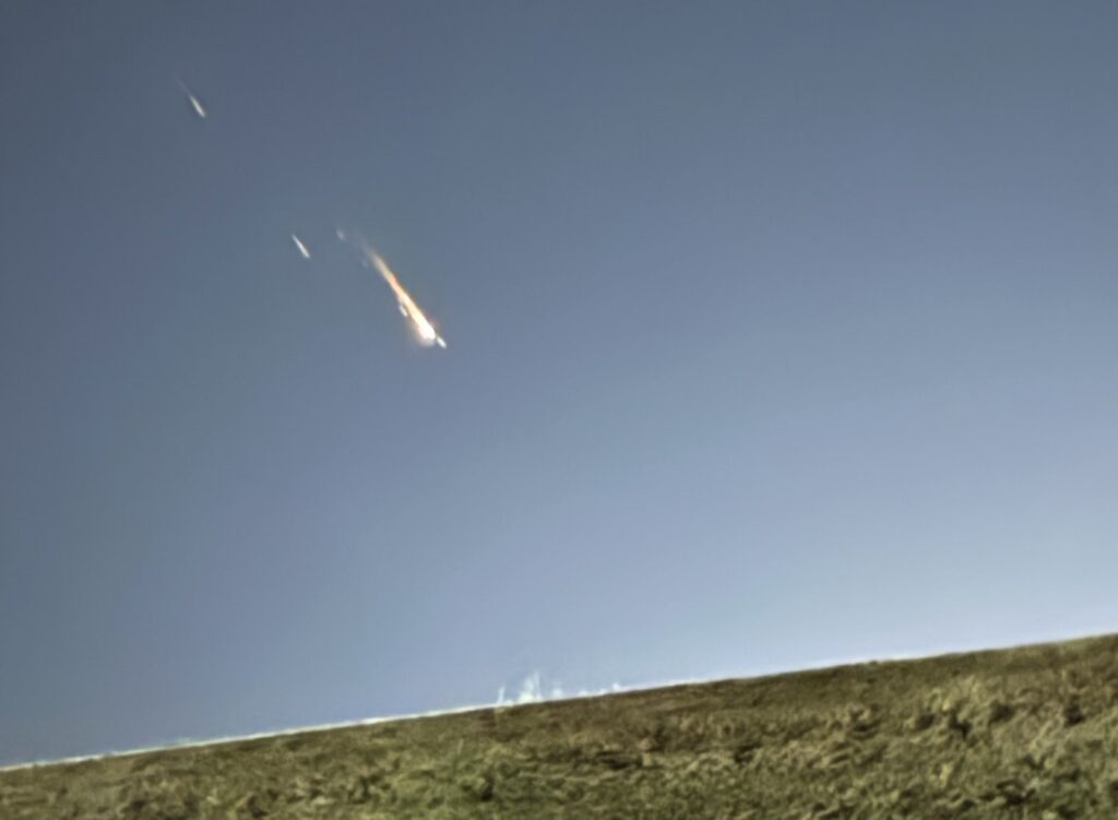 Chinese Satellite ‘Fireball’ Over US Mistaken for Ursid Meteor Shower Satellite Reentry.jpg