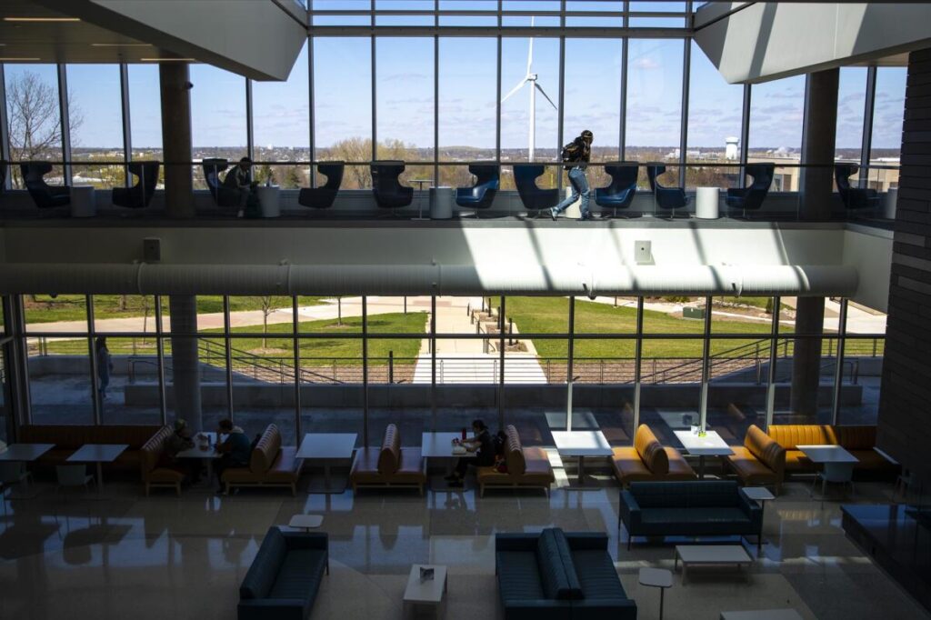 Uuid36483616 2755 5caf B156 C86e8c7c5ca4typepreviewq75width1200height800.jpeg