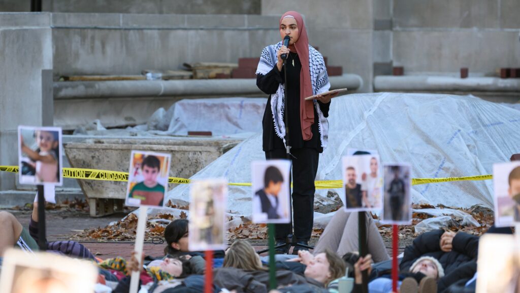 71522078007 11 Die In.jpg