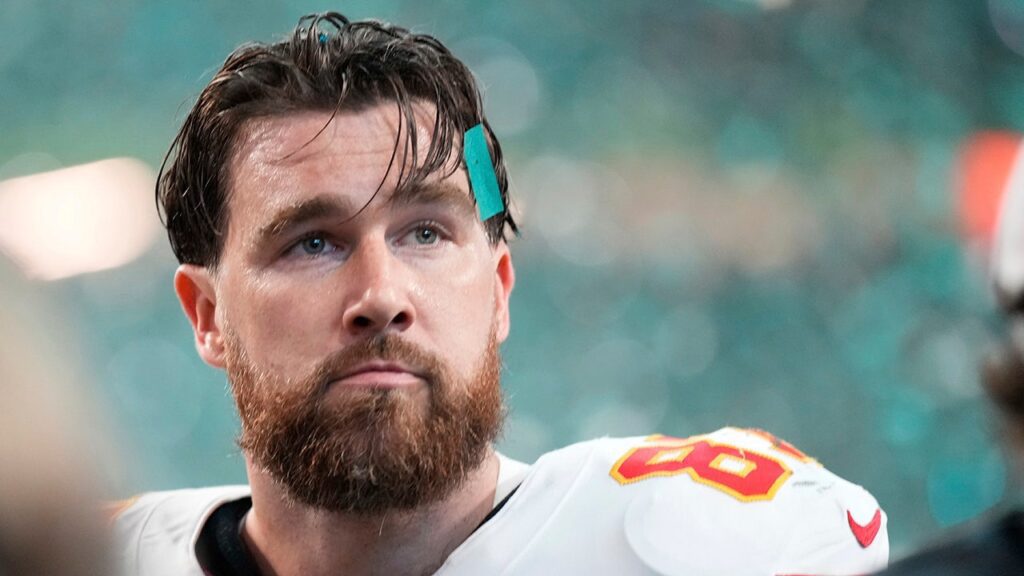 Travis Kelce3.jpg