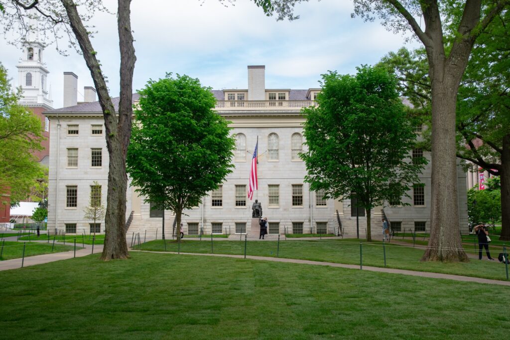 092554 1372018.jpeg.2000x1333 q95 crop smart upscale.jpg