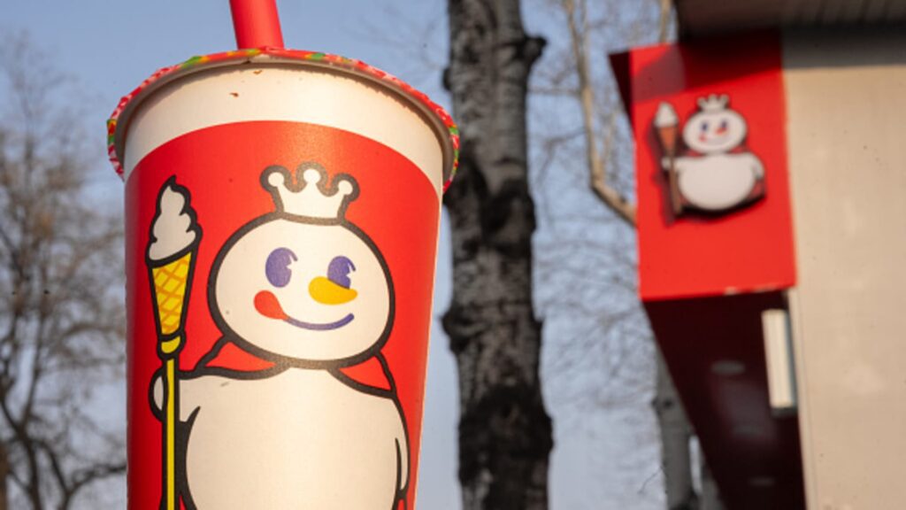 108109563 1740960565420 Gettyimages 2201741311 China Mixue.jpeg