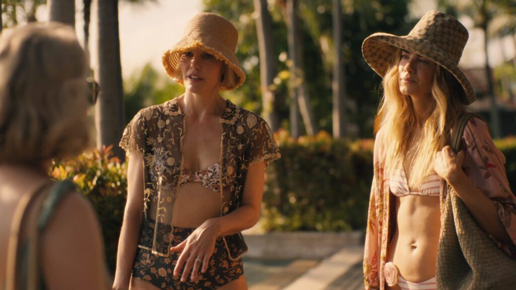 108121435 1742994240418 leslie bibb michelle monaghan.jpeg