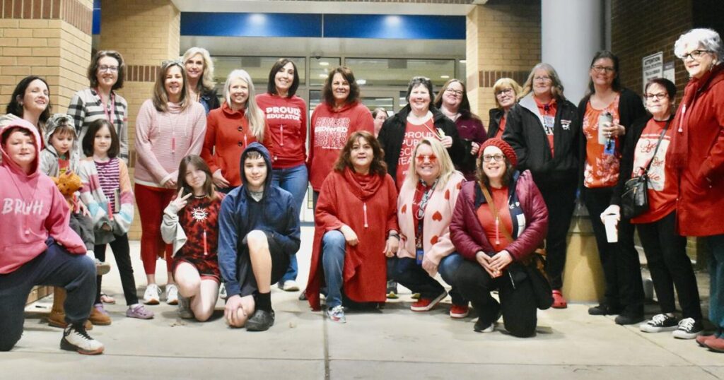 SoMdNews.comStanding up for educationEducators and supporters stand outside of Leonardtown Middle School early Wednesday morning for a walk-in to protest the recent layoff of….2 hours ago 67dae2a441e4b.image .jpg